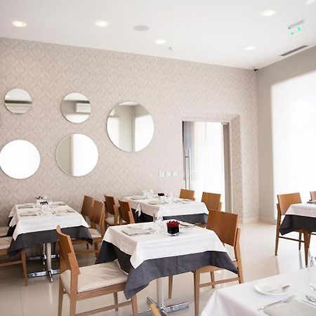 Faias - Boutique Hotel Luanda Exteriör bild