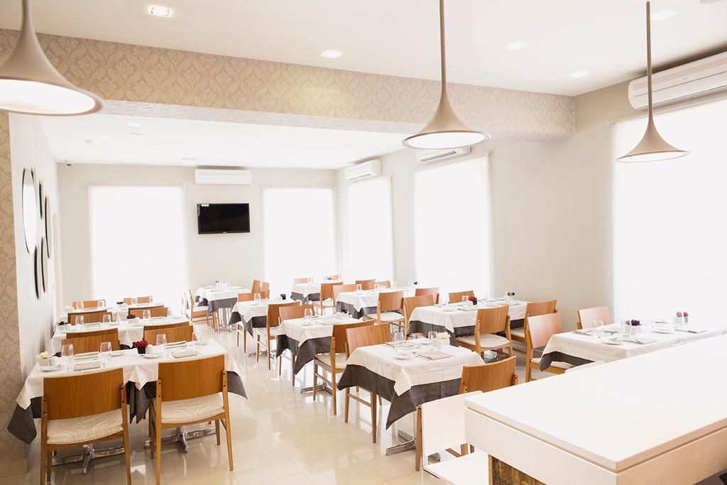 Faias - Boutique Hotel Luanda Exteriör bild
